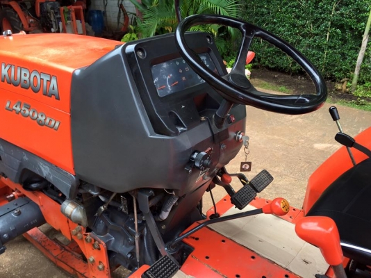 ขายรถไถKubota L4508DI (4WD) พร้อมใบมีดหน้าและผานพรวน รถพร้อมใช้งาน