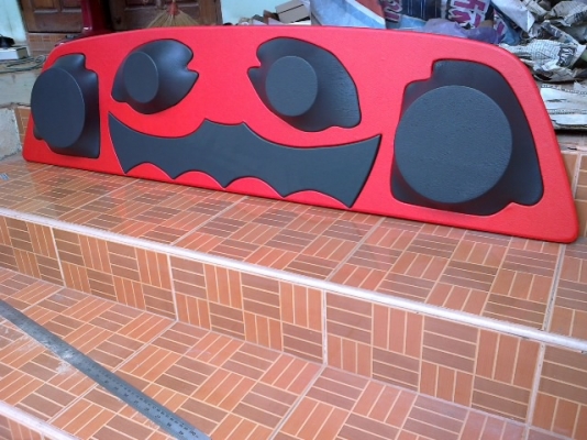 ขายด่วนซาวด์ประตูหลังรถตู้