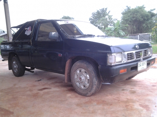 NISSAN BIGM 2.5 ฝาแดง ปี36 หน้าโง่ แอร์เย็น กันร้อนเดิม คานหน้าเดิม เครื่องเดิม ไม่อาย ภาษีสิงหา59 รถสวยพร้อมใช้เลยครับ