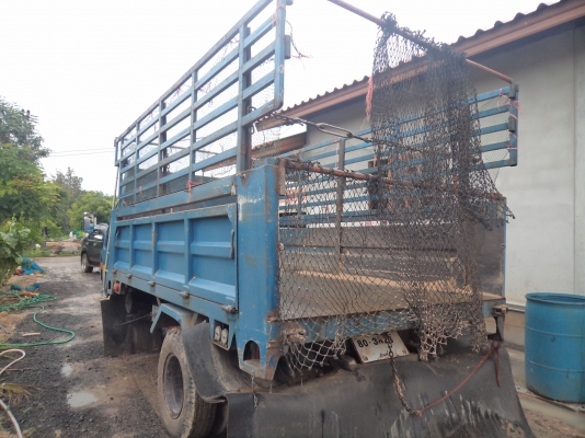 ขาย200000บาทรถ6ล้อ 115แรง สภาพสวยพร้อมใช้งาน เอกสารพร้อมโอน