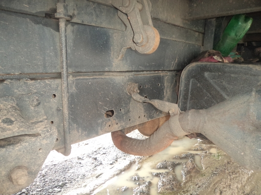 ขาย200000บาทรถ6ล้อ 115แรง สภาพสวยพร้อมใช้งาน เอกสารพร้อมโอน