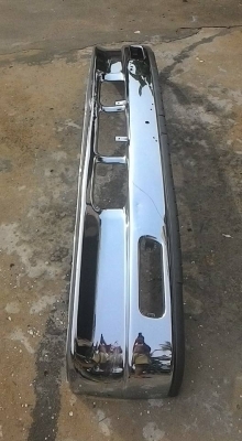 ขายกันชนนอกเดกก้า