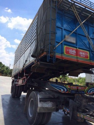 ขายรถพ่วง 18 ล้อ แม่-ลูก กระบะเนียมคอกเกษตรดั้ม อู่.ซุ่นชัย ISUZU 300 แรง เดิมๆสวยๆมี 4 พ่วง ราคา2350000 สนใจโทรจองด่วน