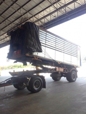 ขายรถพ่วง 18 ล้อ แม่-ลูก กระบะเนียมคอกเกษตรดั้ม อู่.ซุ่นชัย ISUZU 300 แรง เดิมๆสวยๆมี 4 พ่วง ราคา2350000 สนใจโทรจองด่วน