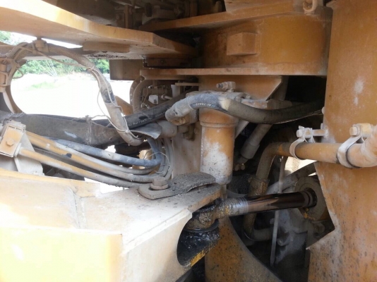 ขายรถตักล้อยาง CAT 950F-2 เอกสารเล่มทะเบียน ราคา 1450000