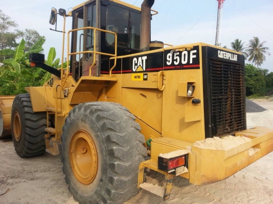 ขายรถตักล้อยาง CAT 950F-2 เอกสารเล่มทะเบียน ราคา 1450000