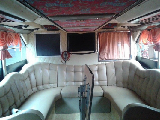 ขายรถบัส สะแกนเนีย ช่วงล่างฮีโน่เขาควาย เบรคแห้ง ยางใหม่ 40 ที่นั่ง ราคา 1250000