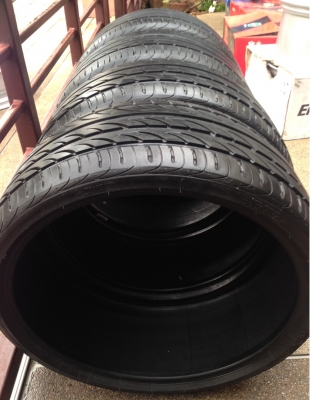ยาง PIRELLI หน้า 245 30 20 หลัง 305 25 20 ปี12 ดอกเยอะ ไม่มีปะ ยาง PIRELLI หน้า 245 30 20 หลัง 305 25 20 ปี12 ดอกเยอะ ไม่มีปะ