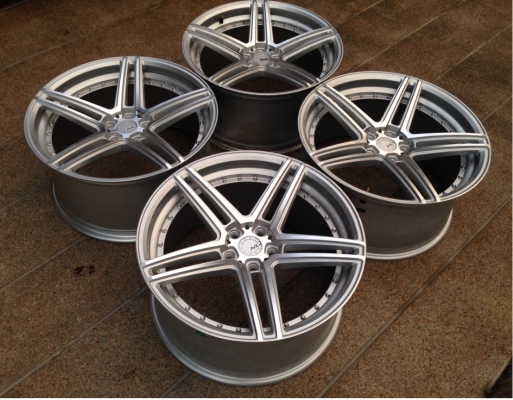 ล้อใหม่ ADV1 ขอบ 20 เป็นล้อโชว์ไม่เคยใช้งาน