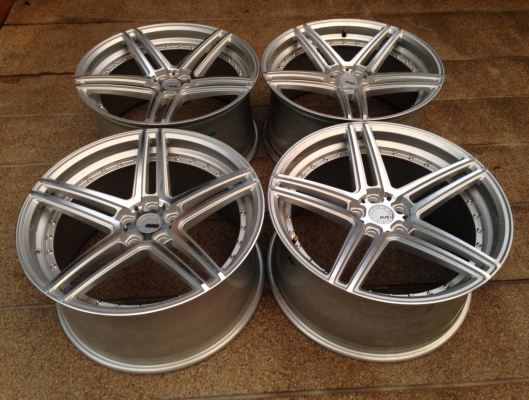 ล้อใหม่ ADV1 ขอบ 20 เป็นล้อโชว์ไม่เคยใช้งาน