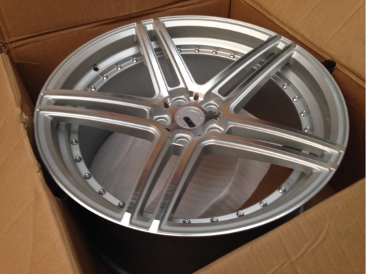 ล้อใหม่ ADV1 ขอบ 20 เป็นล้อโชว์ไม่เคยใช้งาน