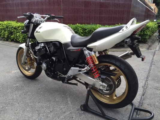 CB 400 เทค3 ปี07 สพม ราคา 99,500 บาท รับซื้อขายแลกเปลี่ยน