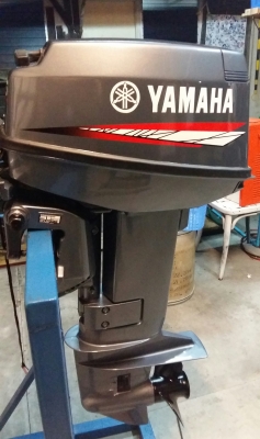 ***ขาย เครื่องยามาฮ่า 25 แรง  ( หางสั้น ) ภายในใหม่กริ๊บ เครื่องสดมากๆ เก็บแต่งานสีภายนอกใหม่หมดทั้งตัว พร้อมใช้ สภาพเครื่องเหมือนออกห้างคับ...  ราคา 42,000 บาท    สนใจติดต่อ 0891624420 LINE ID #  jdedd38 หรือ inbox เลยจ้า.....