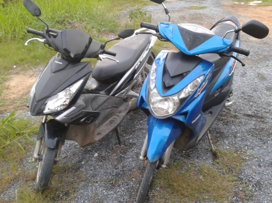 ขาย Honda Air Blade 2012 + YAMAHA Mio ZX ปี2012