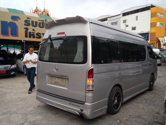 โทร 0922726669 คุณตันหยงดูแลค่ะ รถตู้ดีเซลล์ ปี 2010 เกียร์ธรรมดา แต่งวีไอพี แอร์ไมโครบัส