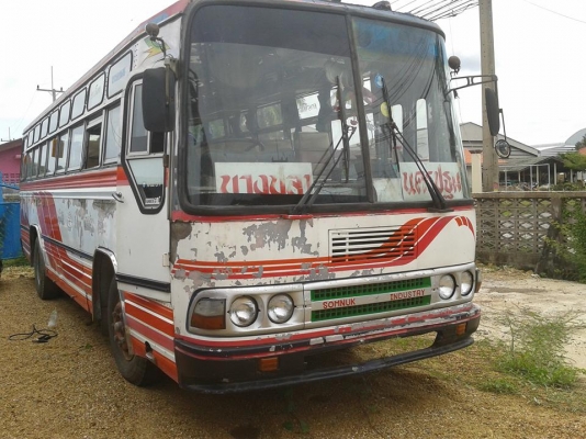 ่ISUZU 200 ขายพร้อมตัวถังรถบัส เครื่อง NISSAN PD-200 ช่วงล่าง 200  แชสซีเหมือน FTR