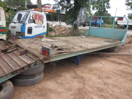 ขายกระบะเทรลเลอร์ขึ้นรถเบล็คโฮ