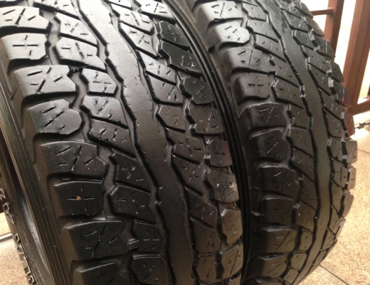 ยาง Dunlop 30 9.5 R15 ปี12 จำนวน 2เส้น สภาพดี ไม่มีปะ ยาง Dunlop 30 9.5 R15 ปี12 จำนวน 2เส้น สภาพดี ไม่มีปะ