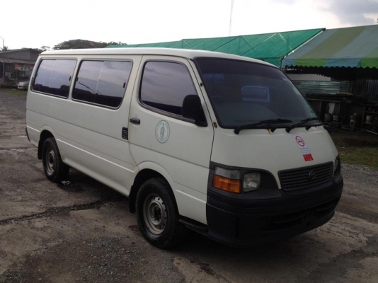 รถตู้โตโยต้า ไฮเอช.