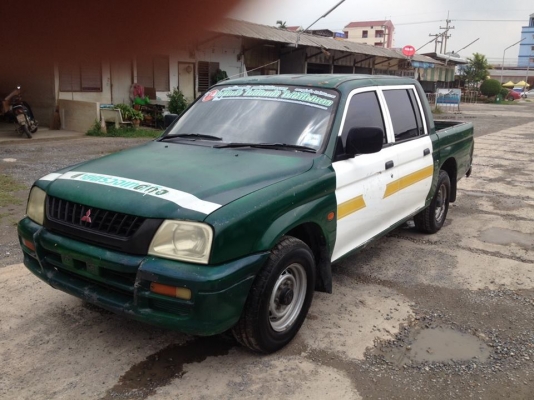 กระบะมิตซู4ประตูสตาด้าL200. กระบะมิตซู4ประตูสตาด้าL200.