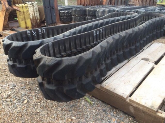 ขายแทรคยาง ใช้กับ รถขุด HITACHI EX30 นำเข้าจากญี่ปุ่น ติดต่อ 081-2990958/089-8368497 (เจ้าของขายเอง) ขายแทรคยาง ใช้กับ รถขุด HITACHI EX30 นำเข้าจากญี่ปุ่น ติดต่อ 081-2990958/089-8368497 (เจ้าของขายเอง)