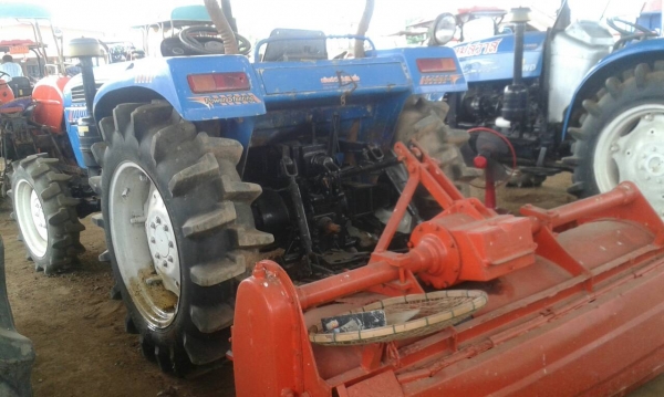 ขายรถแช้มป์59แรง ราคา185000บาทมีโลตาลี้หนึ่งอันรถเดิมๆพร้อมใช้งานสนใจโทร0813655997 อำพร พาเจริญ ราคานี้ยังต่อลองได้อีกนะครับ