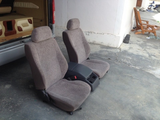 ขายเบาะคัสตอม คู่หน้า + คอนโทรนกลาง