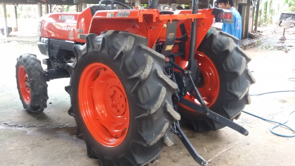 ขายครับรถไถคูโบต้า4508แรงสองเพลา  ราคา230000บาท  อยู่ วังบัว อ คลองขลุง จ กำแพงเพชรสนใจโทร 0813655997 อำพรพาเจริญราคาคุยกันได้อีกนะครับ