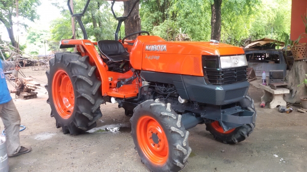 ขายครับรถไถคูโบต้า4508แรงสองเพลา  ราคา230000บาท  อยู่ วังบัว อ คลองขลุง จ กำแพงเพชรสนใจโทร 0813655997 อำพรพาเจริญราคาคุยกันได้อีกนะครับ