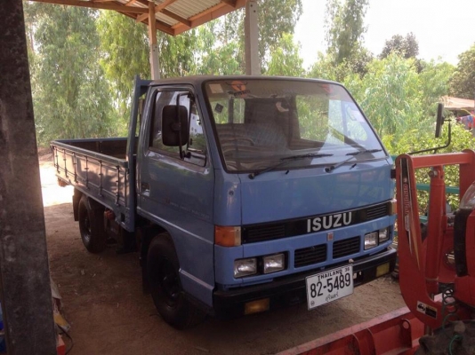 ขายครับ  4ล้อกลางNKR88ปี38 รถห้างแท้ เกียร์สั้น.  เครื่องดี คัสชีใสเลย. รถอาบน้ำมาสวยบางๆๆ ภายในครบ แอร์มี. ยางดี4เส้น กะบะไม้สวย. พื้นไม่แตก เอกสารพร้อมโอน. ม79 ราคา255000 ต่อรอง สนใจ0930693225 ร้อยเอ็ด. สุวรรณภูมิ