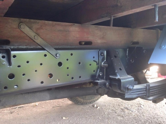 ขายครับ  4ล้อกลางNKR88ปี38 รถห้างแท้ เกียร์สั้น.  เครื่องดี คัสชีใสเลย. รถอาบน้ำมาสวยบางๆๆ ภายในครบ แอร์มี. ยางดี4เส้น กะบะไม้สวย. พื้นไม่แตก เอกสารพร้อมโอน. ม79 ราคา255000 ต่อรอง สนใจ0930693225 ร้อยเอ็ด. สุวรรณภูมิ