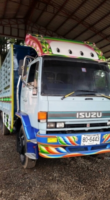 ขายรถ10ล้อ1เพลา เครื่อง195 ตัวแท้ โทร 084-6575265