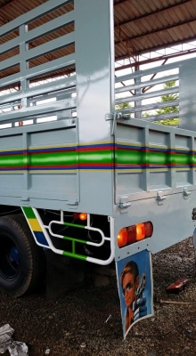 ขายรถ10ล้อ1เพลา เครื่อง195 ตัวแท้ โทร 084-6575265