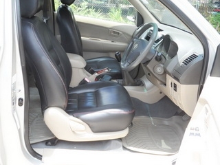 TOYOTA VIGO 2.5 D4D CAB MT ปี 2006 รถสวยพร้อมใช้ จัดไฟแนนซ์ได้ T.086-527-9533