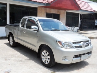 TOYOTA VIGO 2.5 D4D CAB MT ปี 2006 รถสวยพร้อมใช้ จัดไฟแนนซ์ได้ T.086-527-9533