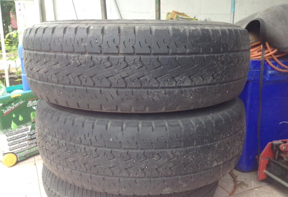 ยาง 195R14 สภาพดี 4เส้น