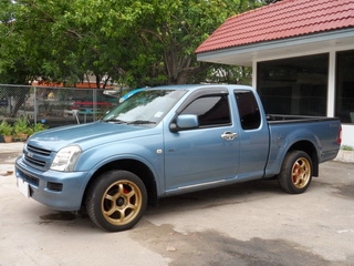 ISUZU D-MAX 2.5 CAB MT ปี 2003 รถสวยพร้อมใช้ จัดไฟแนนซ์ได้ T.086-527-9533