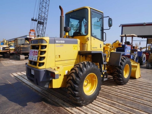 ขาย KOMATSU WA100-3E สภาพนางฟ้า ไร้ที่ติ เดิมๆ นำเข้าจากญี่ปุ่น 090-986-2521 อ๊อบ