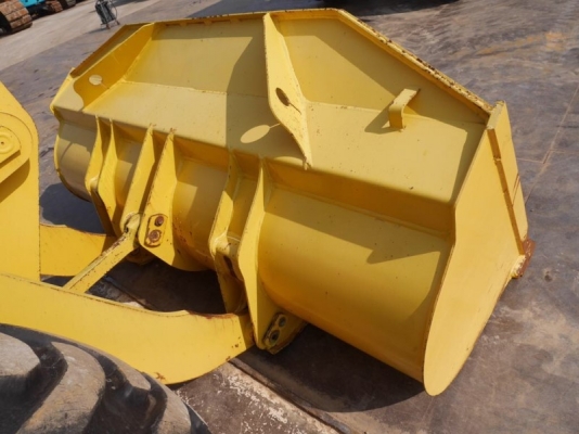 ขาย KOMATSU WA100-3E สภาพนางฟ้า ไร้ที่ติ เดิมๆ นำเข้าจากญี่ปุ่น 090-986-2521 อ๊อบ