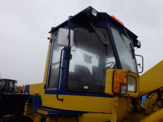 ขาย KOMATSU WA 300-1 ซีเรียลสูง 30,000 นำเข้าจากญี่ปุ่น สวยสุดๆ รีบจอง มีคันเดียว 090-986-2521 อ๊อบ ขาย KOMATSU WA 300-1 ซีเรียลสูง 30,000 นำเข้าจากญี่ปุ่น สวยสุดๆ รีบจอง มีคันเดียว 090-986-2521 อ๊อบ