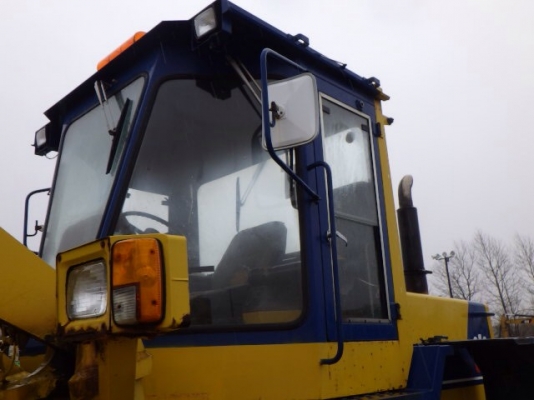 ขาย KOMATSU WA 300-1 ซีเรียลสูง 30,000 นำเข้าจากญี่ปุ่น สวยสุดๆ รีบจอง มีคันเดียว 090-986-2521 อ๊อบ ขาย KOMATSU WA 300-1 ซีเรียลสูง 30,000 นำเข้าจากญี่ปุ่น สวยสุดๆ รีบจอง มีคันเดียว 090-986-2521 อ๊อบ