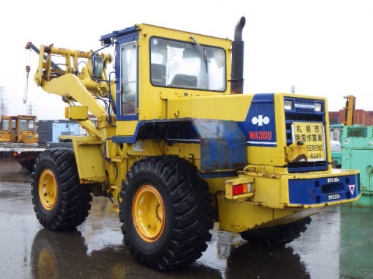 ขาย KOMATSU WA 300-1 ซีเรียลสูง 30,000 นำเข้าจากญี่ปุ่น สวยสุดๆ รีบจอง มีคันเดียว 090-986-2521 อ๊อบ ขาย KOMATSU WA 300-1 ซีเรียลสูง 30,000 นำเข้าจากญี่ปุ่น สวยสุดๆ รีบจอง มีคันเดียว 090-986-2521 อ๊อบ