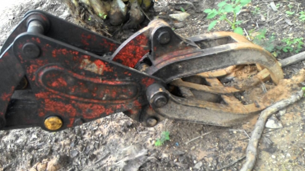 ขายรถแบคโฮ KOMATSU PC60-5 หัวคีปไม้ของญี่ปุ่น คีปใส่รถ 10 ล้อได้เลย ราคา 280000