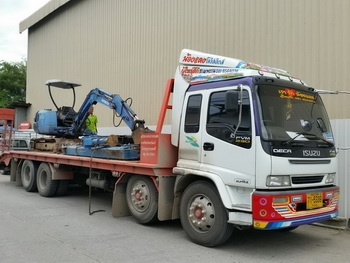 แจ้งลูกค้าครับ จัดส่งขึ้นรถเรียบร้อยแล้วนะครับ เตรียมออกชายแดนไปพม่าได้เลยครับ ทั้งรถขุด แบคโฮ และเครน รถบรรทุก