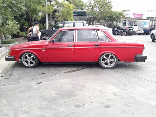 ขายวอลโว่244dl สภาพพร้อมใช้สวยๆ ขายวอลโว่244dl สภาพพร้อมใช้สวยๆ