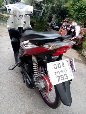 ขายลูกเดียว click110iปี2554 เครื่องดี ราคาโดนๆ เล่มเอกสารครบ ขายลูกเดียว click110iปี2554 เครื่องดี ราคาโดนๆ เล่มเอกสารครบ