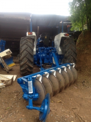 ขายรถไถ Ford 6600   0879147674