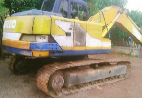 KOBELCO MARK III SK 120 รถบอดี้สวยเดิมๆพร้อมใช้งานได้เลย เครื่องยนต์เดิมๆปั๊มเดิมแรงดีทำงานไม่โหลด ภายในเก๋งสะอาดสวยอุปกรณ์ครบพร้อม ไฟฟ้าตัดแล้ว ภายนอกบูมอาร์มสวย ไม่มีปะไม่มีดาม ช่วงล่างเอวแน่นดี เฟลมสวยไม่มีผุกร่อน สป๊อกเก็ตตัวเดินเต็มดีใช้ได้นาน โรลเลอ