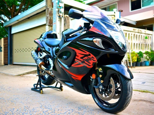 ขาย Suzuki Hayabusa ปี 2011 สภาพนางฟ้า พร้อมทะเบียนแท้ สเปคเมกาแรงสะใจ ไม่ผิดหวังแน่นอน สวยกริ๊ป