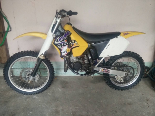 ขาย RM 125 ปี 97 ราคา 48000 บาท ต่อลองได้ 061-9645864